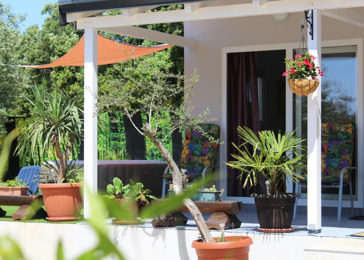 Oliven Garden Villa โรวีน ภายนอก รูปภาพ